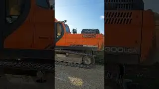 Начинаем копать котлован под дом. Витязево.