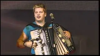 VESELI SVATJE - PESEK V OČI
