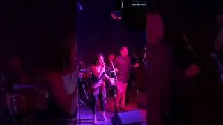 Www.dancefridays.com - San Francisco salsa and bachata dance club
