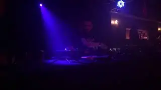 Azano B2B E-runner #1