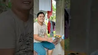 Swerte daw ang paghagis ng pera sa bagong taon