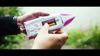 Revell RC Boat Spring Tide Pink [24142]