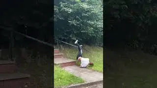 At least in the UK, he can see a doctor  🤕😱