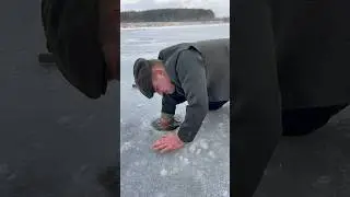 Когда рыбачишь ты батя и дед😂 