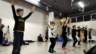 Отчетный танец на Хэллоуин в клубе Bamboo