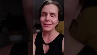 Устала! А вы? Есть вообще места, где никто не сует тебе свои услуги прямо в нос?   #саморазвитие