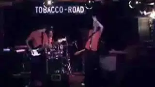 Shake it - Featuring Guillermo Hung