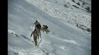 Special Operations Regiment à l'attaque des Alpes // in de schaduw van Alpen