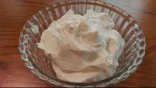 Cream Cheese Frosting - No Cook - The Hillbilly Kitchen