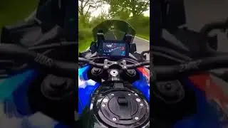 BMW M1000XR - Country Roads & Overtake #bmwmotorrad
