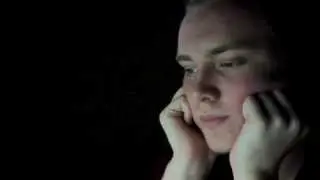 Когда хочется спать,но ты досматриваешь серию.