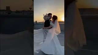Sedinta foto de nunta la apus pe o parcare