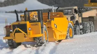 ICE ROAD TRUCKERS RC! HEAVY TRUCKS AND MACHINES ON THE ICE ROAD! aMAZING CAT 657! SNOWRUNNER 2021