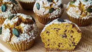 My favorite muffins! A simple recipe for pumpkin muffins.