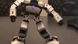 wonderful robot baby!👾