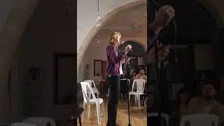 Про выбор: Вера Полозкова "Надо жить у моря, мама"  Юрий Левитанский "Каждый выбирает для себя"