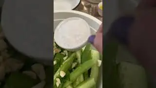 Малосольные огурчики за пару часов 🥒 Хрустящие и очень вкусные 🥒 Самый быстрый способ 🥒