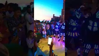 Some more amazing dancing 