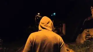 Bajo tu sombra