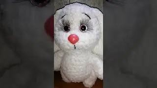 Большеух, белый зайчик.