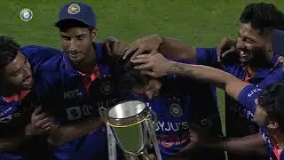 Winners are grinners ! India lift trophy ODI series cricket