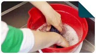 Kledingstuk met de hand wassen