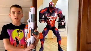 Nerf War Bogdan VS secret Venom Нерф Вар  Богдан против секретного венома