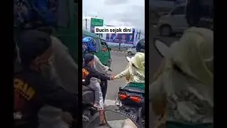 bucin sejak dini #motovlog #viral #fyp #shorts #bucin #gamon #motor #kejadianunik #humor