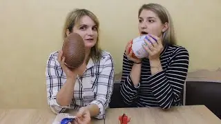 Распаковка киндеров с мамой/Проспорила желание