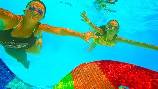 TROVARE TUTTI I POP IT IN PISCINA SOTT’ ACQUA NASCOSTI DA UN MISTER