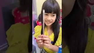 Nemenin mami ngantor☺️ 