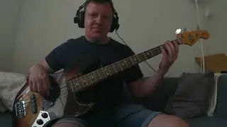 Chuck Mangione - Feels So Good (Bass Cover)