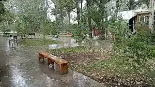 Ливень с градом в Астрахани.
