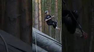 Этот трюк делают 3 человека в мире😻 Кто-то знает его название? 