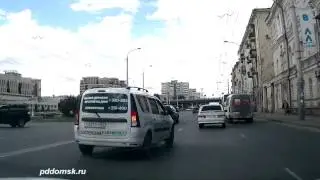 Социальный ролик: пропустите детскую скорую