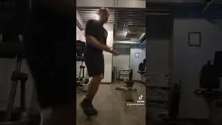 Watch closely to see the side swing crossover on the right and left side. #jumprope #jumproping