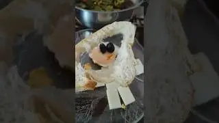 Kaşardan stil yaparız kafasına yumurta koyarız... zeytin gözlerine hayran kalırız. 🤣 #komik #comedy