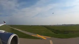Landing Into Detroit (Delta A350-900)