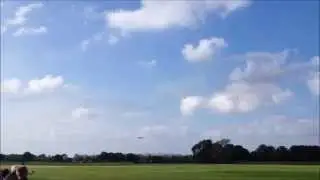 Real plane and a RC plane fly 3D together, Rarity