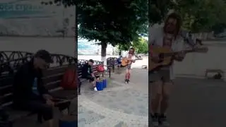 VID 20170615 172548 заместо барабана ведро с мусорки))