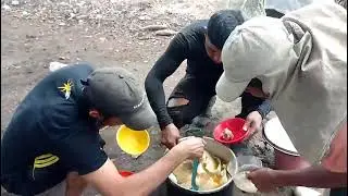 🔴solo enseño la morra Don beto y don Antonio y shumo todos compartimos un caldo de res....