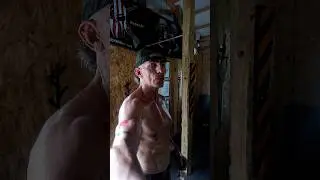 Low Momentum Muscle Up ... Reaching for Zero YOB 4/65 
