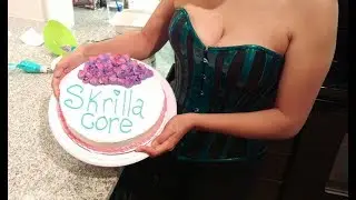 Cake Sitting