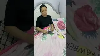 大半夜老婆在床上磨刀~ #搞笑 #搞笑视频 #搞笑夫妻 #看一遍笑一遍 #funny #comedy