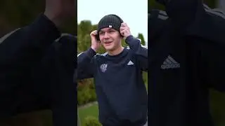 ГОПНИК УКРАЛ НАУШНИКИ?😱