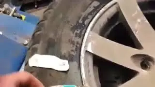 Так чинить могут только девушки