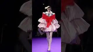 Victor and Rolf  ‘Haute Abstraction’ Autumn/Winter’24 Haute Couture! credit Victor&Rolf/Instagram.