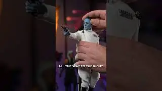 Posing Hot Toys Ahsoka Grand Admiral Thrawn 🔥