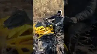 850 outlander hitting the hole.