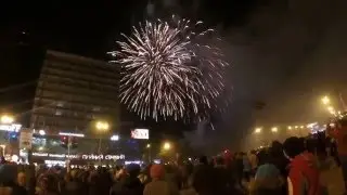 Салют на площади Ленина Новосибирска 9 мая 2016